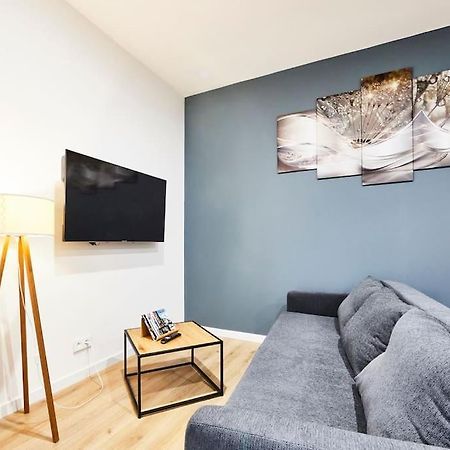 Rb-0G - Appartement F3 Au Rdc Tout Equipe Pour 1 A 5 Pers Mulhouse Exterior foto